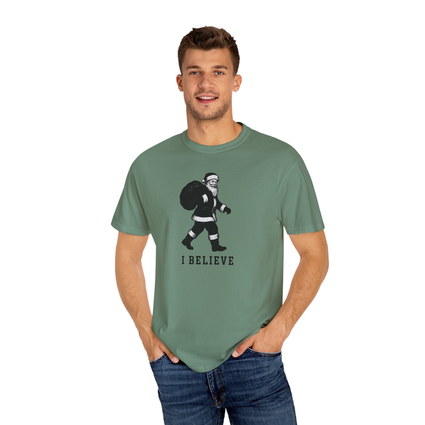 Christmas T-shirt, "I Believe" Santa T-Shirt, Christmas Santa Claus Wardrobe Essential