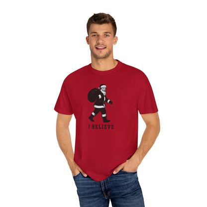 Christmas T-shirt, "I Believe" Santa T-Shirt, Christmas Santa Claus Wardrobe Essential
