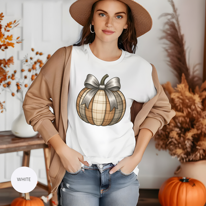 Fall Pumpkin Graphic T-Shirt, Cozy Autumn Tee, Thanksgiving Casual Wear